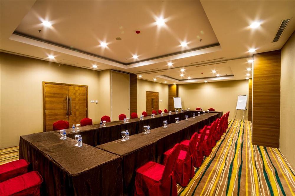 Hariston Hotel & Suites, Pluit - Jakarta Jacarta Exterior foto