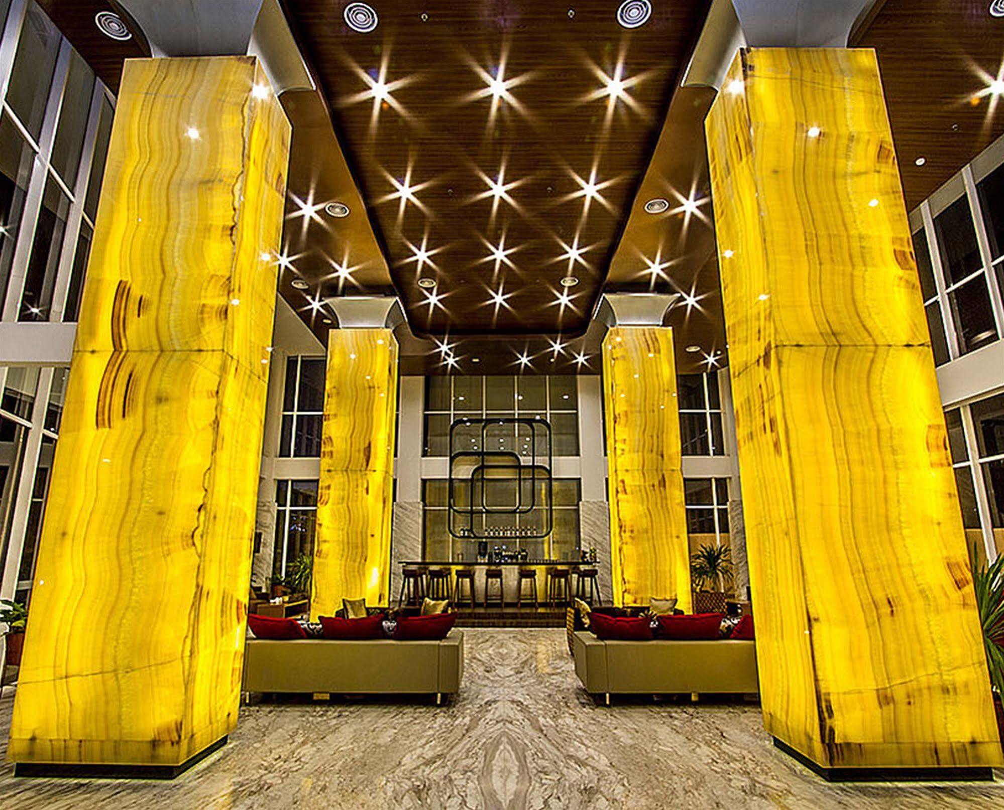 Hariston Hotel & Suites, Pluit - Jakarta Jacarta Exterior foto