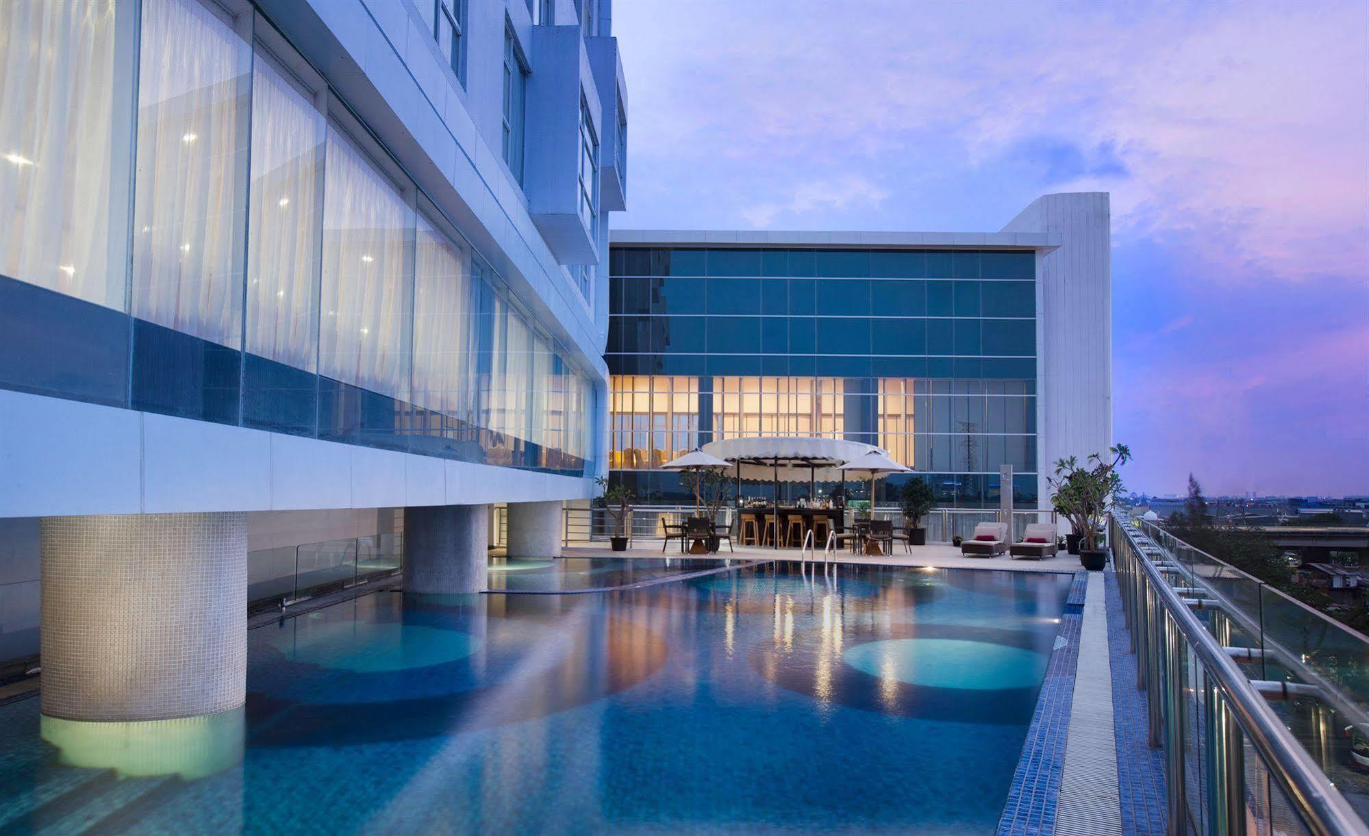 Hariston Hotel & Suites, Pluit - Jakarta Jacarta Exterior foto