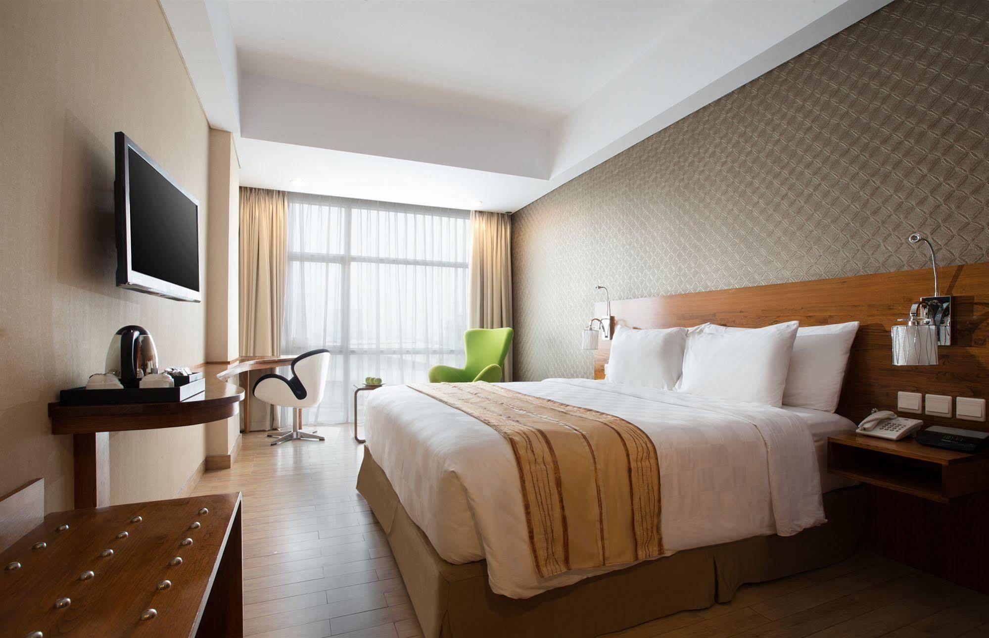 Hariston Hotel & Suites, Pluit - Jakarta Jacarta Exterior foto