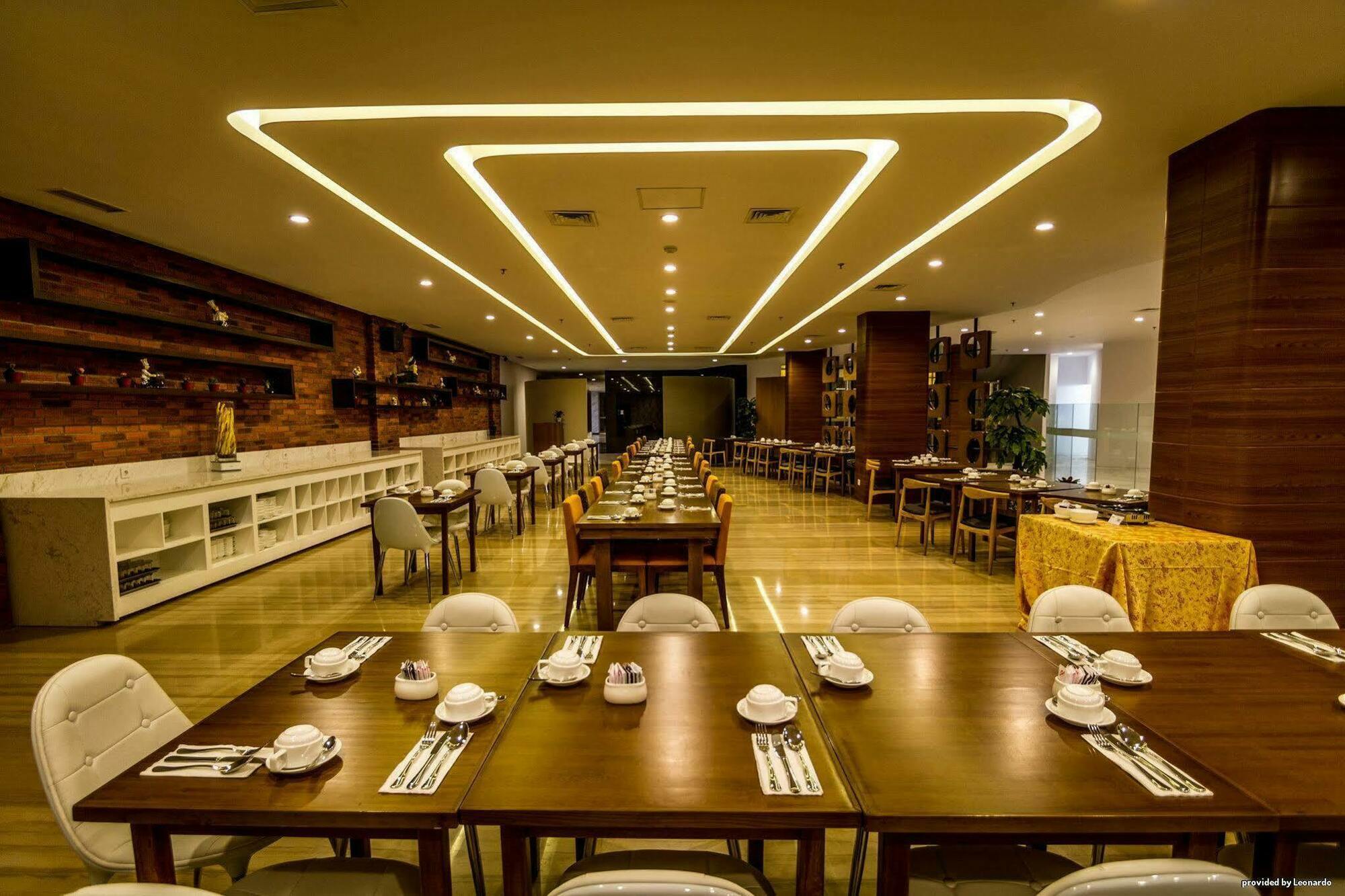 Hariston Hotel & Suites, Pluit - Jakarta Jacarta Exterior foto