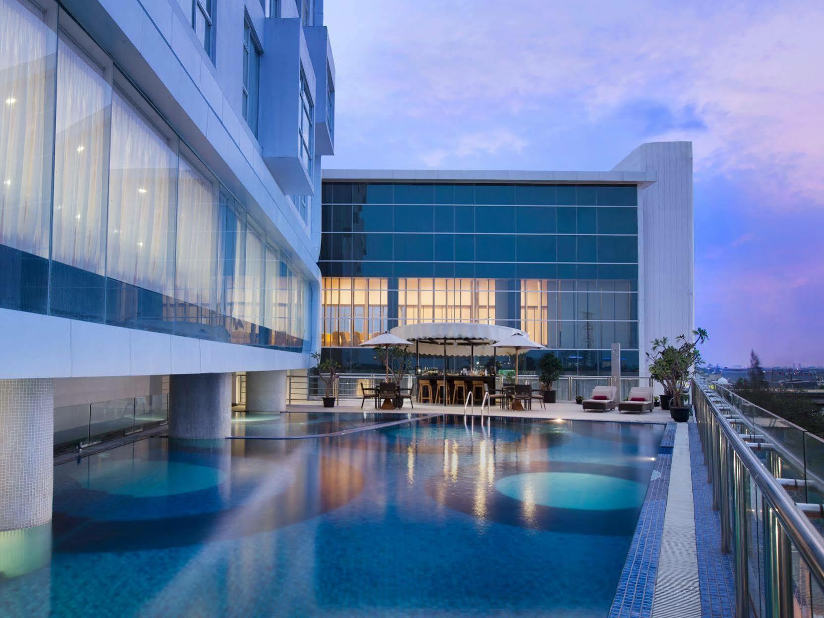 Hariston Hotel & Suites, Pluit - Jakarta Jacarta Exterior foto